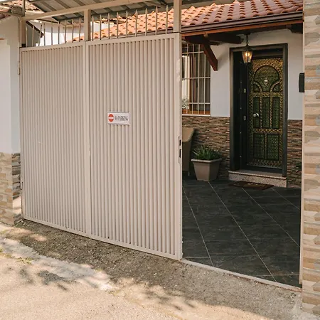 Peaceful In New Bazaar 빌라