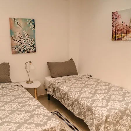 Peaceful In New Bazaar 빌라