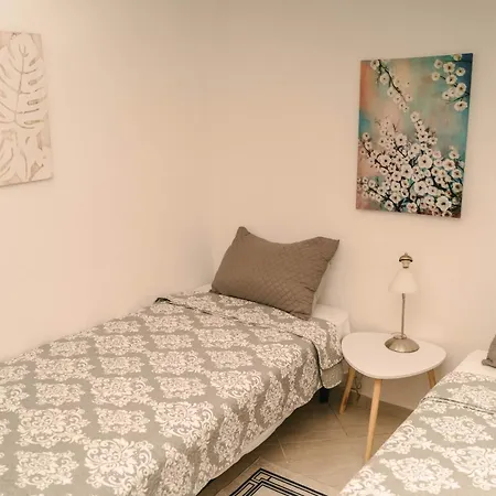 Peaceful In New Bazaar 빌라 *